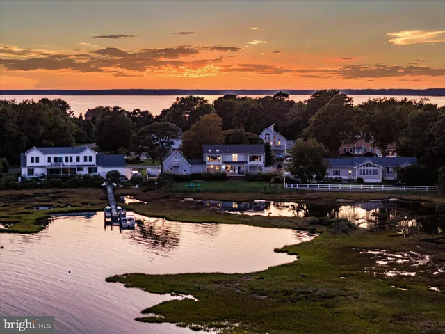 $1,150,000 | 6226 Knoll Hill Drive, Berlin, MD 21811