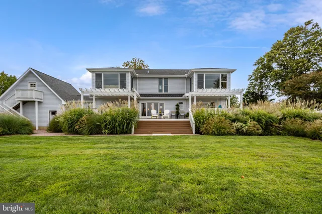 $1,150,000 | 6226 Knoll Hill Drive, Berlin, MD 21811