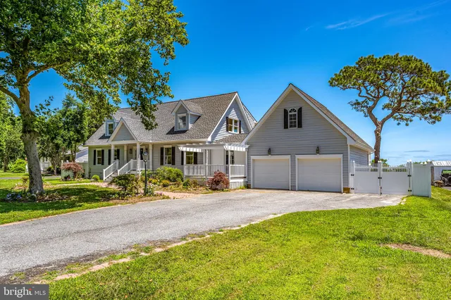 $1,150,000 | 6226 Knoll Hill Drive, Berlin, MD 21811