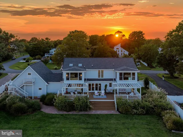 $1,150,000 | 6226 Knoll Hill Drive, Berlin, MD 21811