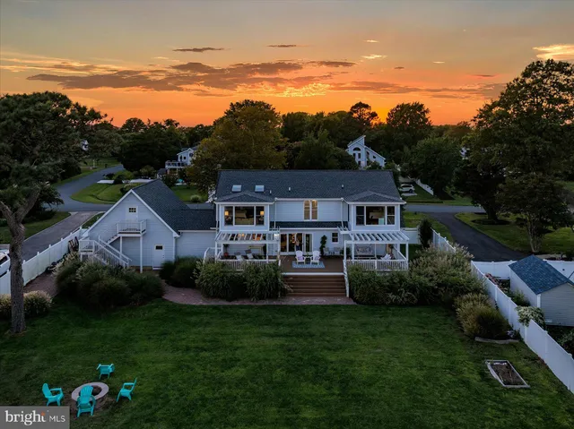 $1,150,000 | 6226 Knoll Hill Drive, Berlin, MD 21811