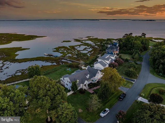 $1,150,000 | 6226 Knoll Hill Drive, Berlin, MD 21811