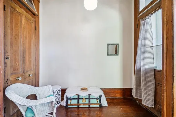 $970,000 | 2412-14 Magazine Street, New Orleans, LA 70130