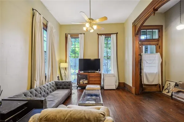 $970,000 | 2412-14 Magazine Street, New Orleans, LA 70130