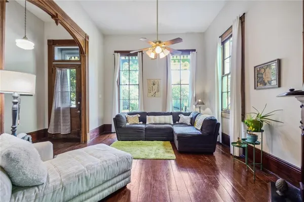 $970,000 | 2412-14 Magazine Street, New Orleans, LA 70130