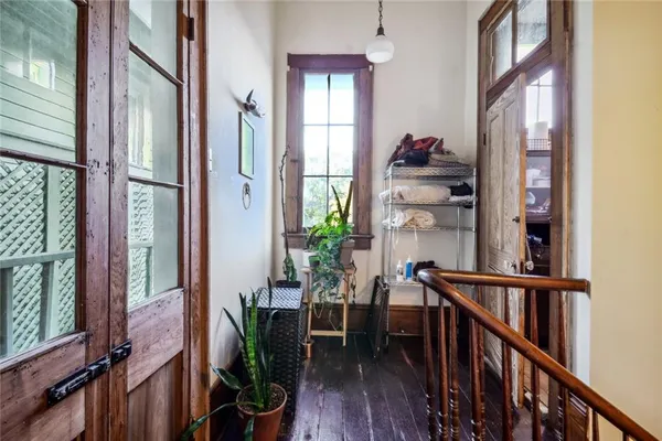 $970,000 | 2412-14 Magazine Street, New Orleans, LA 70130