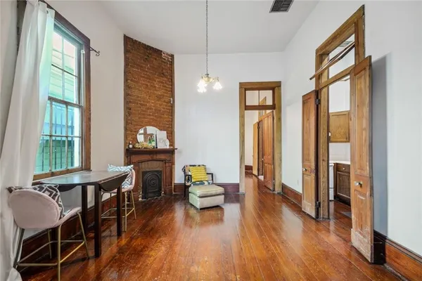 $970,000 | 2412-14 Magazine Street, New Orleans, LA 70130