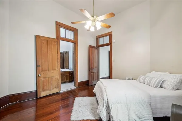 $970,000 | 2412-14 Magazine Street, New Orleans, LA 70130