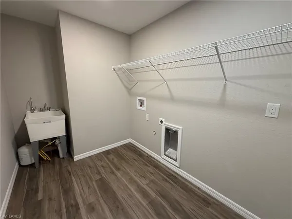 $2,350 | 1723 Northwest 19th Street, Cape Coral, FL 33993