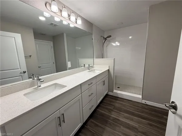 $2,350 | 1723 Northwest 19th Street, Cape Coral, FL 33993