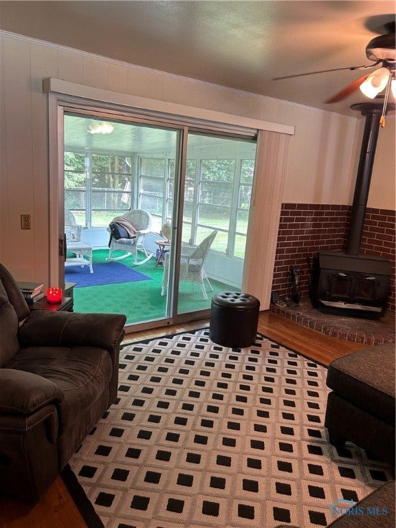 2046 Pautucket Road Toledo, OH 43615 - Photo 11 of 41 Family room