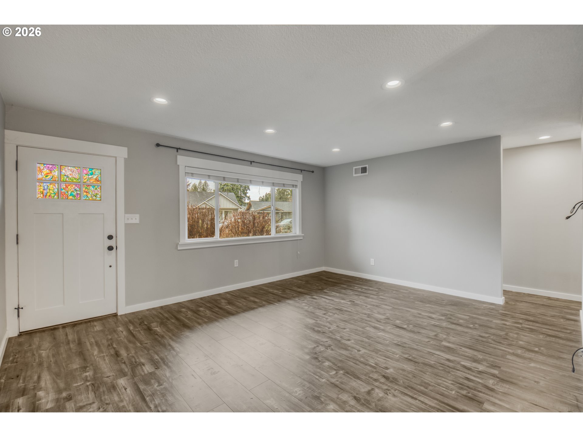 14091 Southwest Todd Street Beaverton, OR 97006 - Photo 3 of 15