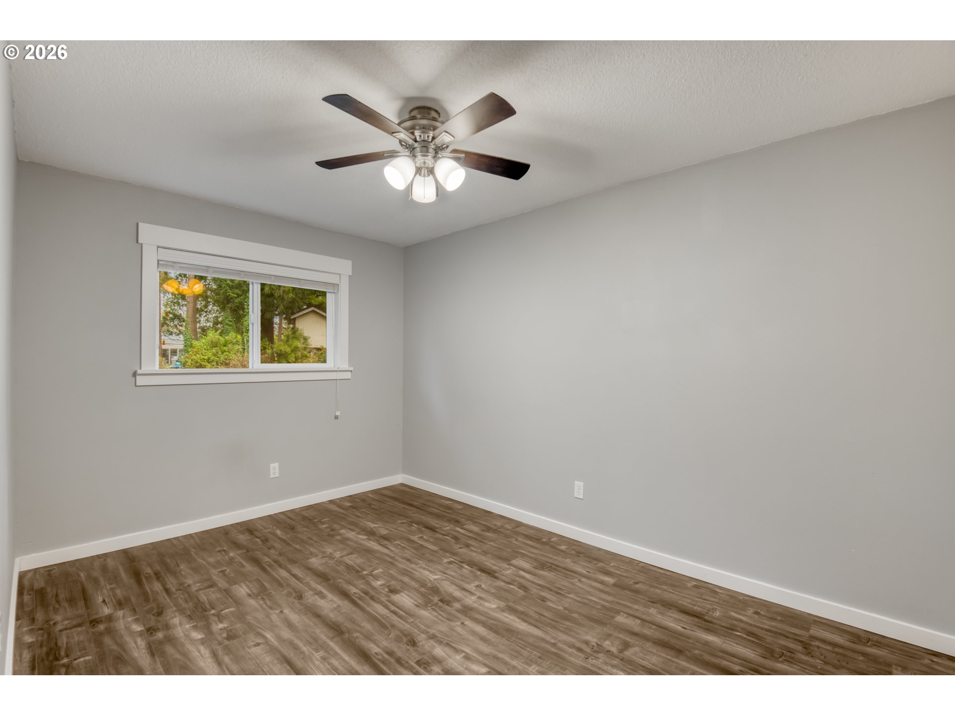 14091 Southwest Todd Street Beaverton, OR 97006 - Photo 8 of 15