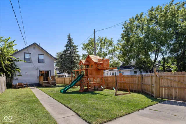 $230,000 | 702 North Grant Avenue, Indianapolis, IN 46201