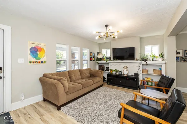 $230,000 | 702 North Grant Avenue, Indianapolis, IN 46201