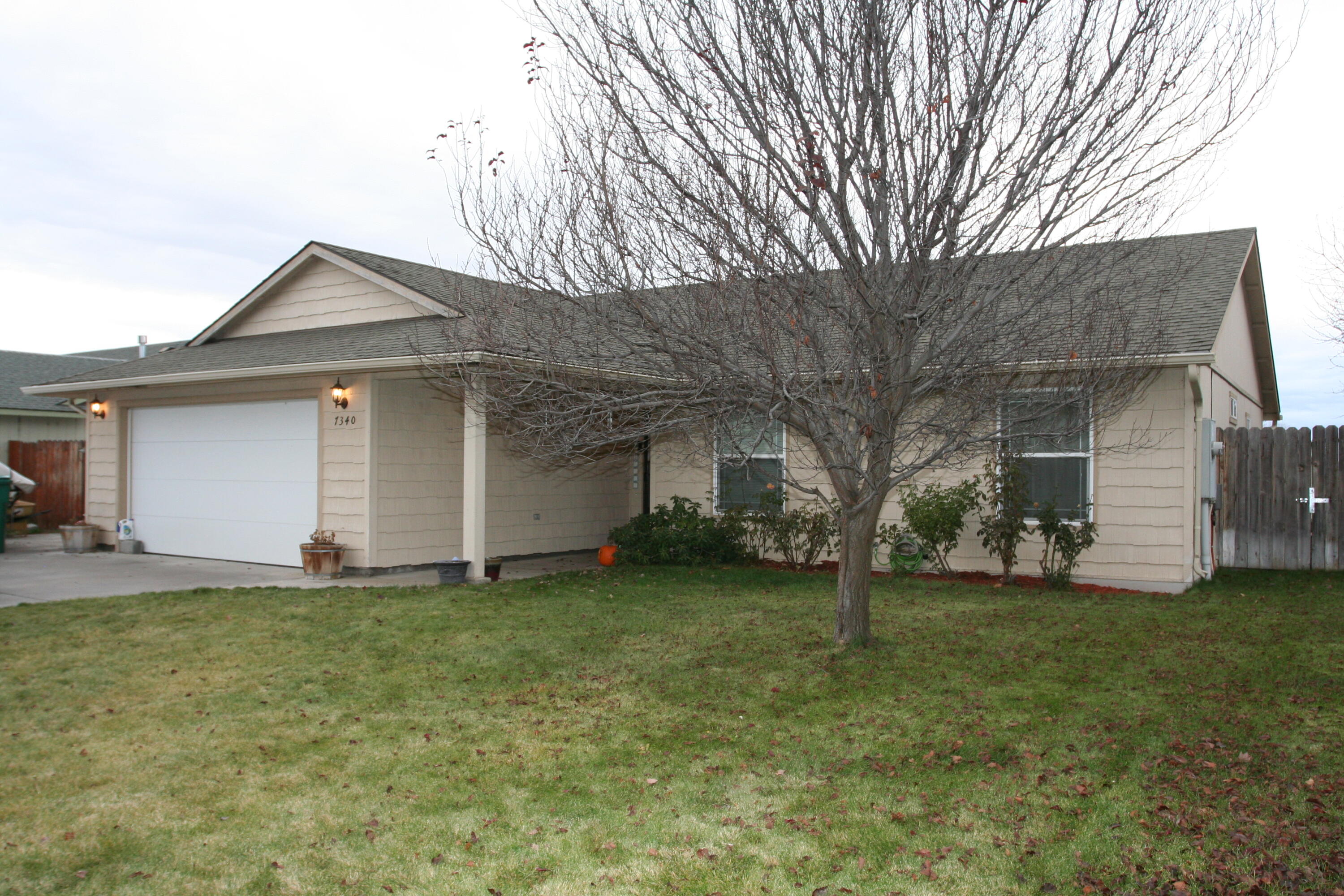 7340 Ruth Drive Klamath Falls, OR 97603 - Photo 1 of 18 Front of home