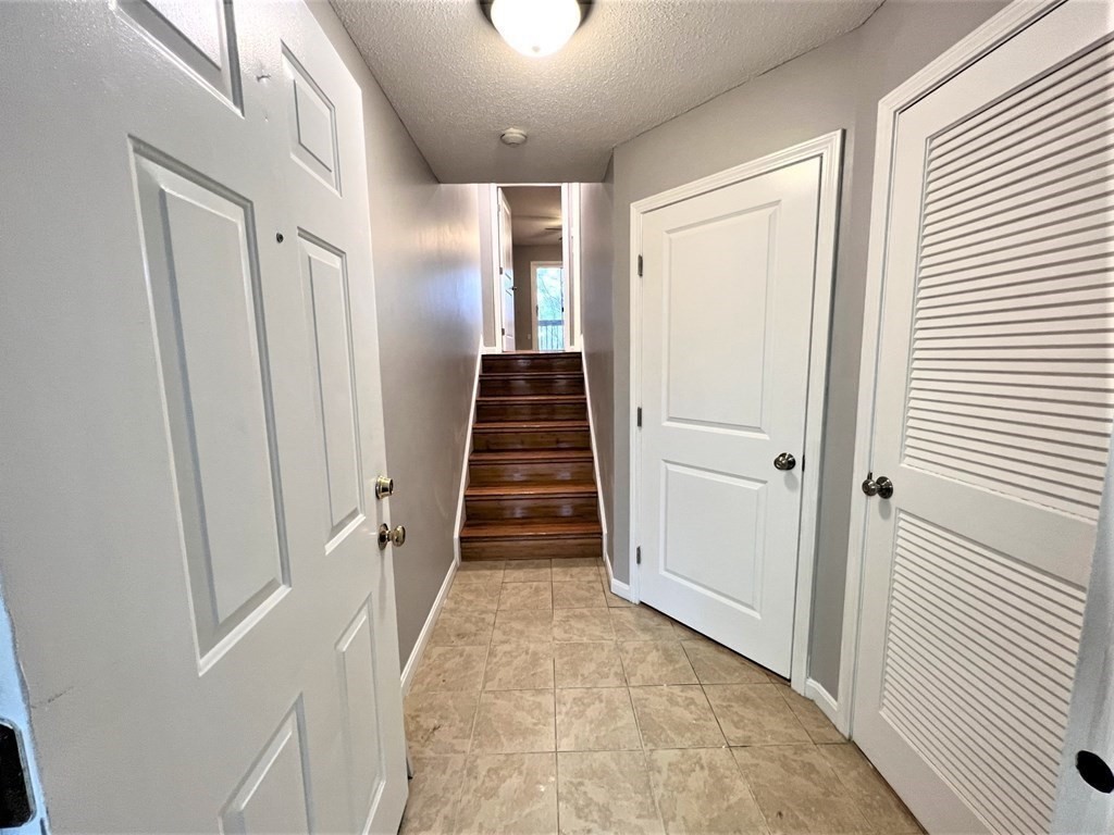 4 Duck Pond Road, Unit 207 Beverly, MA 01915 - Photo 15 of 23 Gallery Image 15