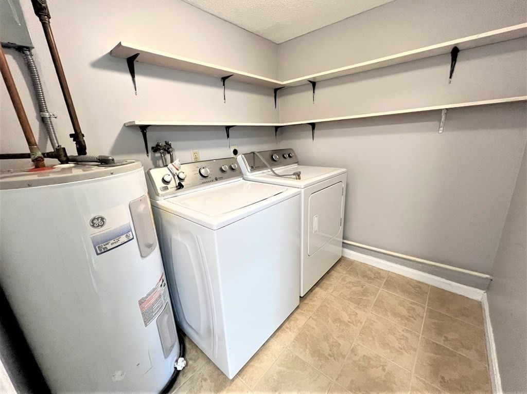 4 Duck Pond Road, Unit 207 Beverly, MA 01915 - Photo 16 of 23 Gallery Image 16
