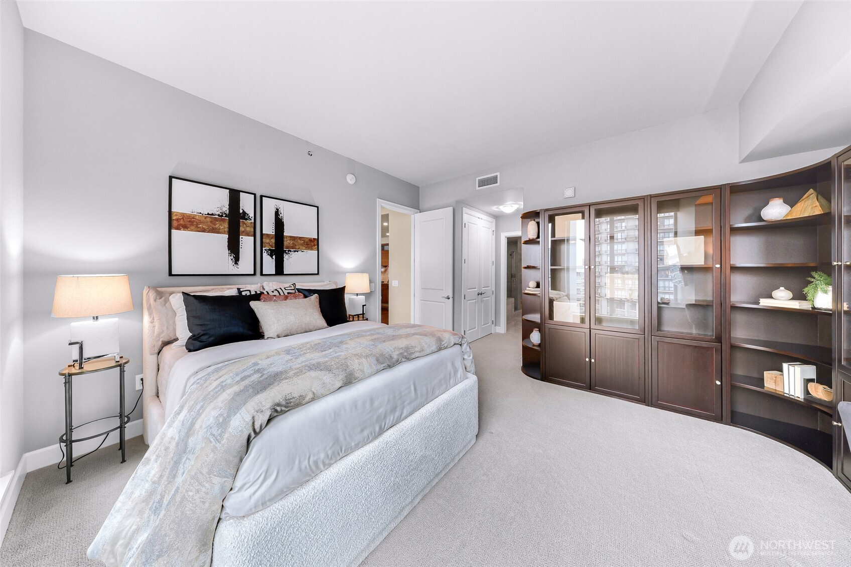 1920 4th Avenue, Unit 2605 Seattle, WA 98101 - Photo 18 of 39