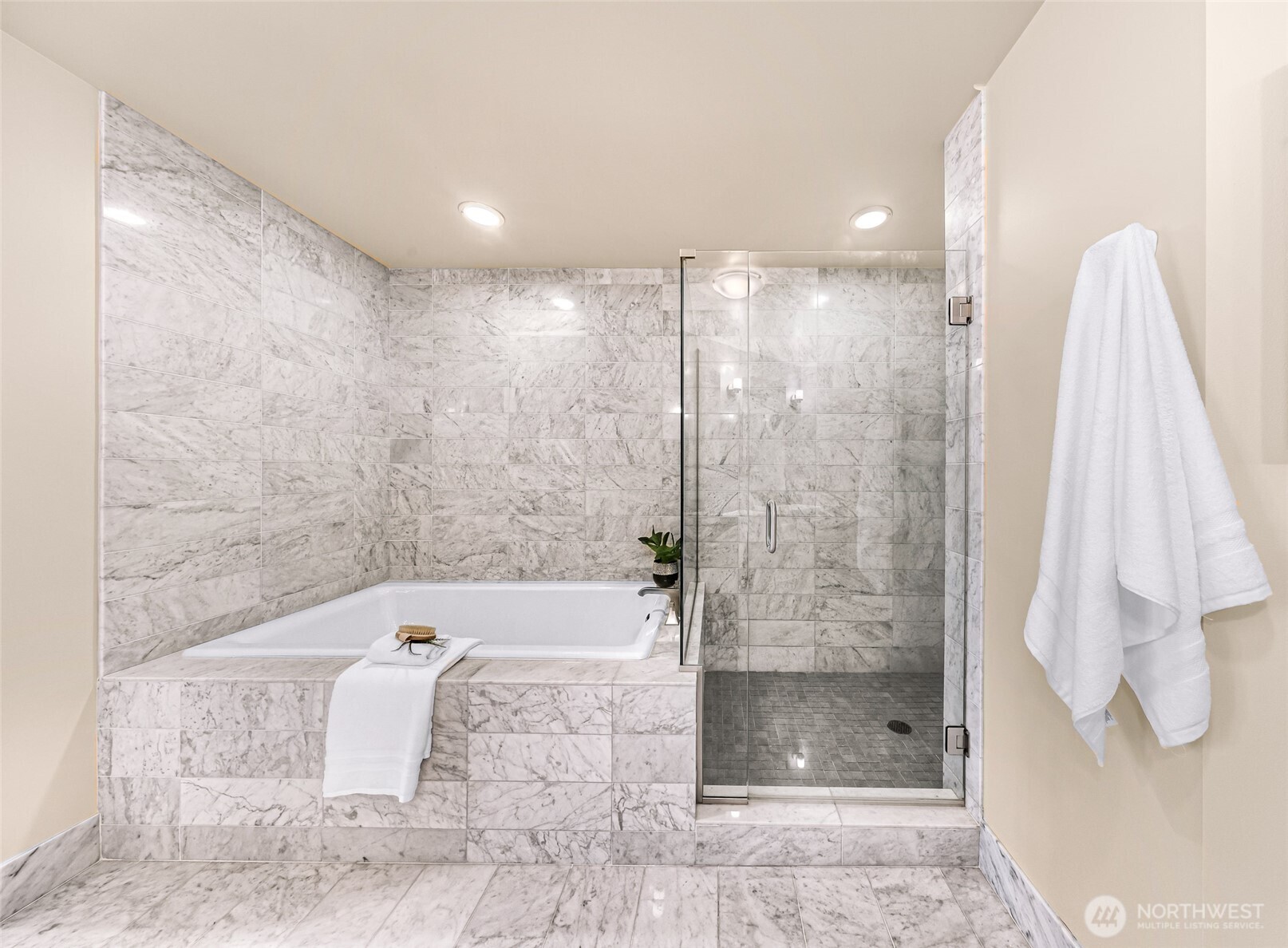 1920 4th Avenue, Unit 2605 Seattle, WA 98101 - Photo 20 of 39