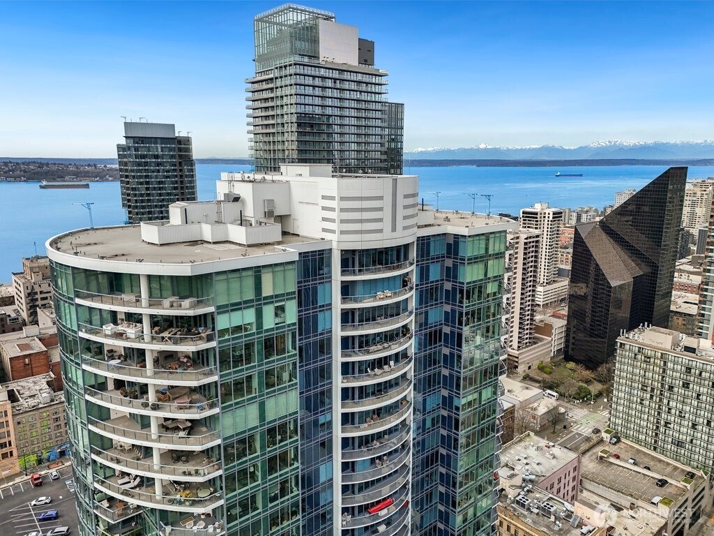 1920 4th Avenue, Unit 2605 Seattle, WA 98101 - Photo 38 of 39