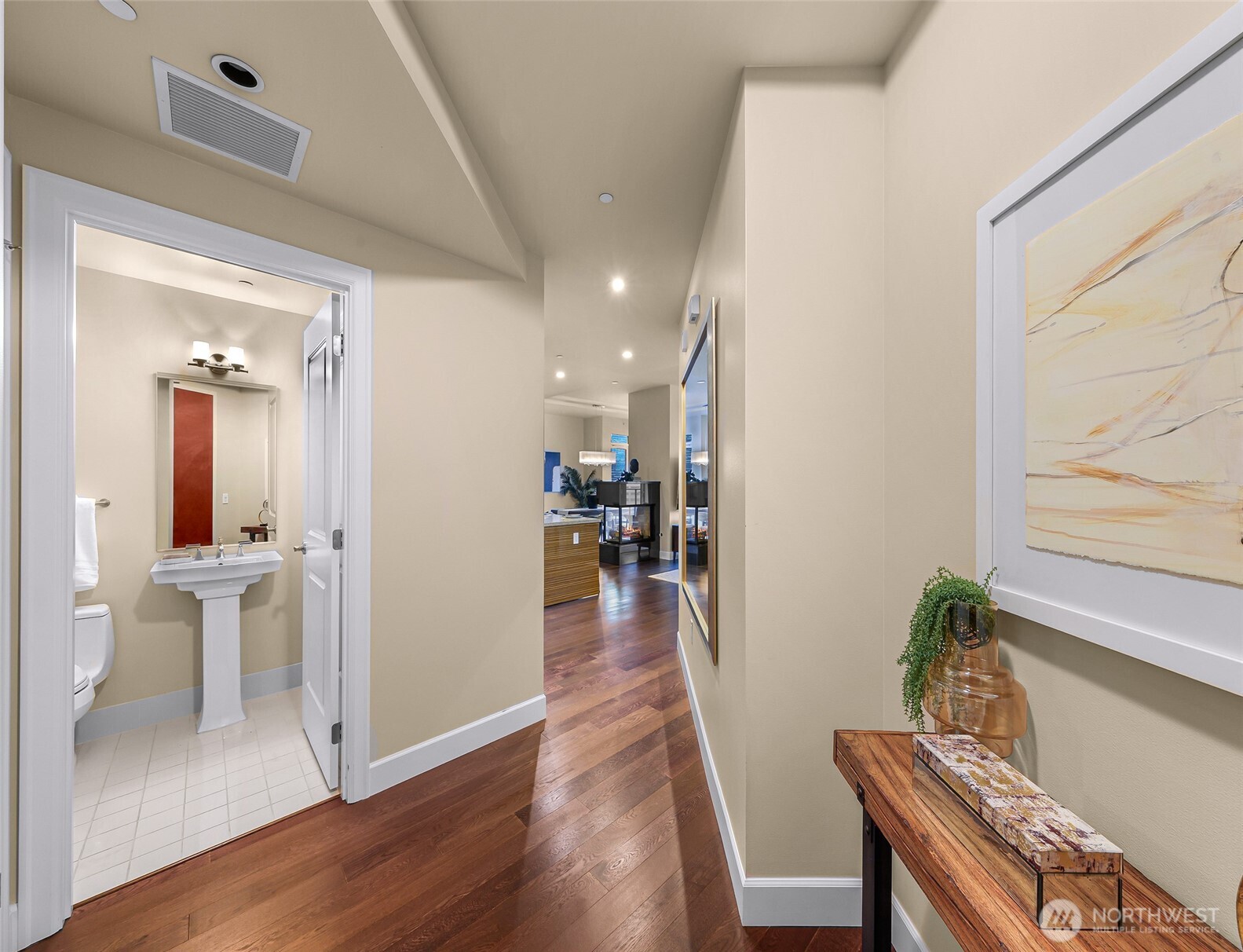 1920 4th Avenue, Unit 2605 Seattle, WA 98101 - Photo 8 of 39