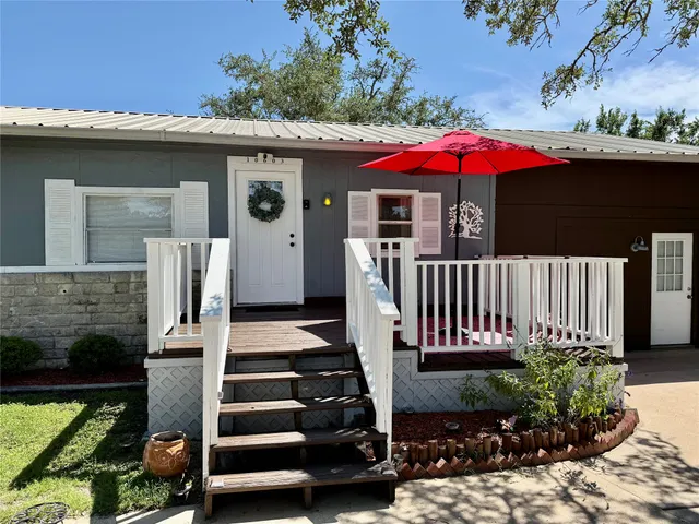 $2,900 | 10603 Thomaswood Lane, Austin, TX 78736