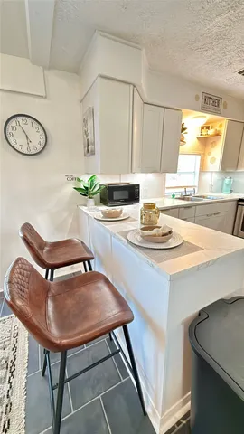 $2,900 | 10603 Thomaswood Lane, Austin, TX 78736