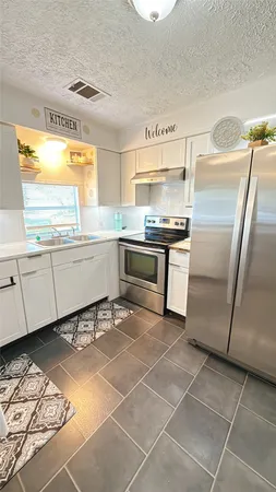 $2,900 | 10603 Thomaswood Lane, Austin, TX 78736