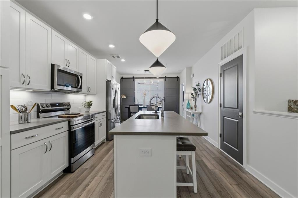 165 Devore Road Alpharetta, GA 30009 - Photo 8 of 36