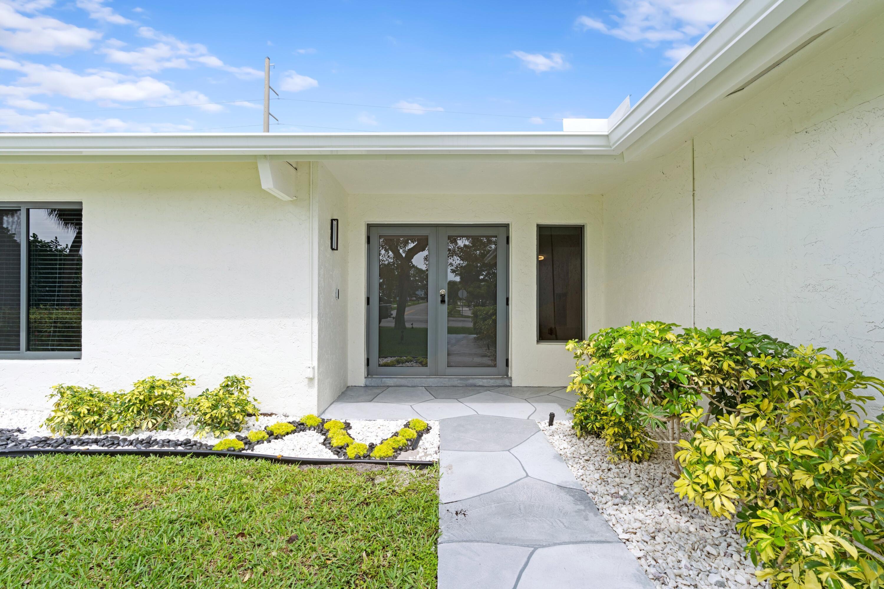 1217 West Royal Palm Road Boca Raton, FL 33486 - Photo 20 of 44 Front Entrance