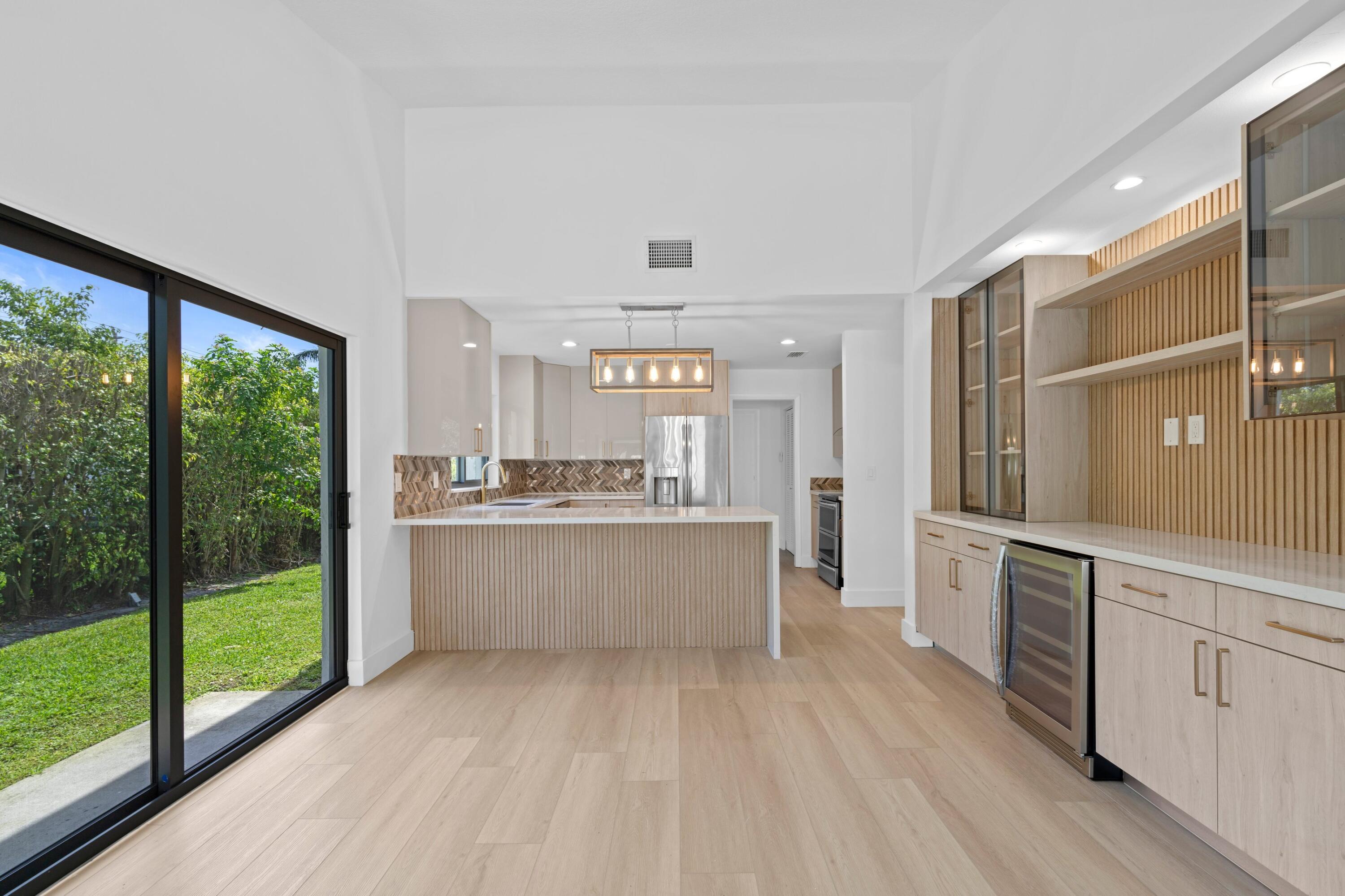 1217 West Royal Palm Road Boca Raton, FL 33486 - Photo 4 of 44 Kitchen