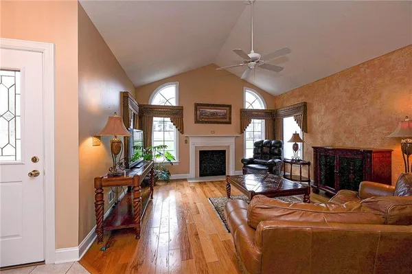 $449,900 | 3226 Watersedge Court, Murrysville, PA 15668