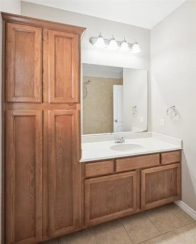 $450,000 | 1208 Claire Court, Burleson, TX 76028