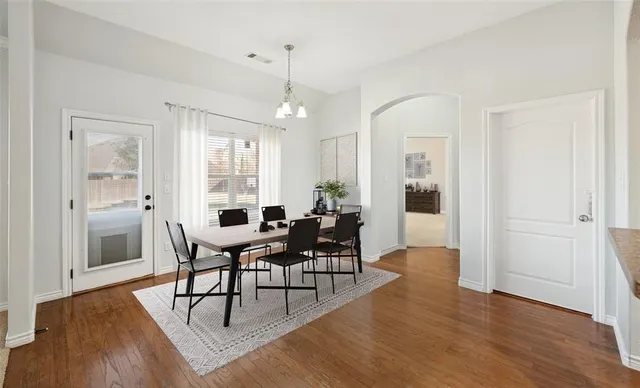 $450,000 | 1208 Claire Court, Burleson, TX 76028