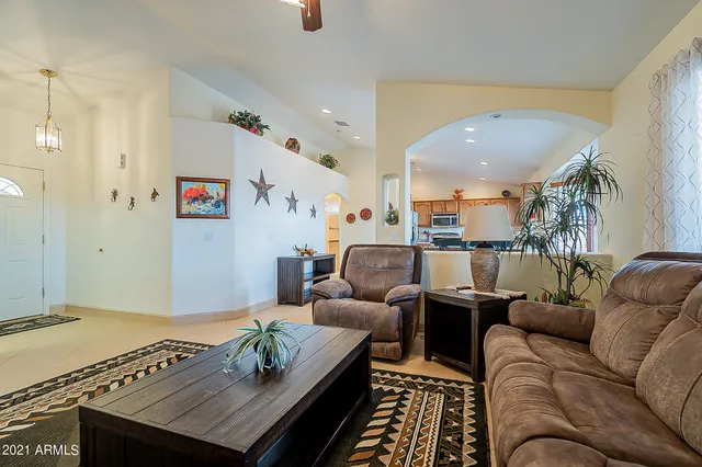 $2,500 | 1105 North Cota Lane, Coolidge, AZ 85128