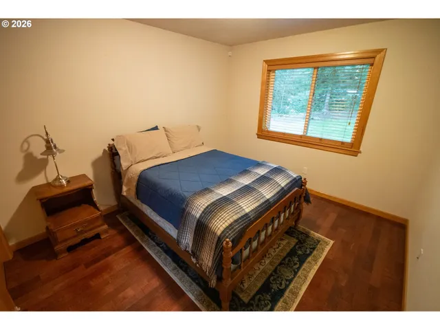 $597,500 | 19784 East Victory Lane, Sandy, OR 97055