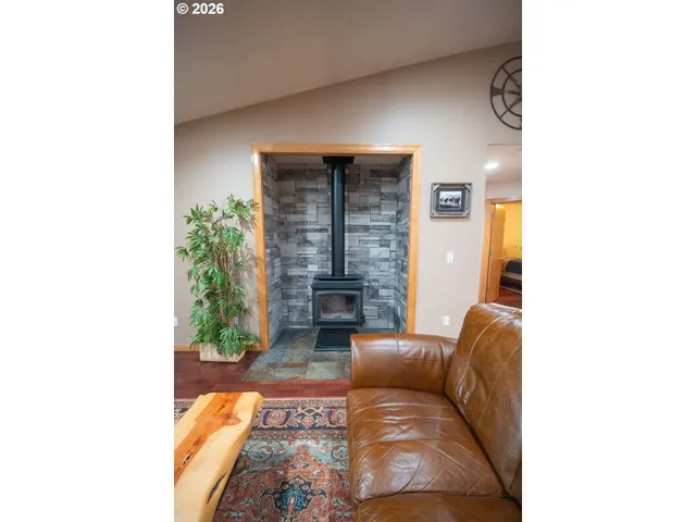 $597,500 | 19784 East Victory Lane, Sandy, OR 97055