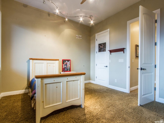 4378 Foothill Drive Bountiful, UT 84010 - Photo 25 of 46 Warm-toned wall paint throughout