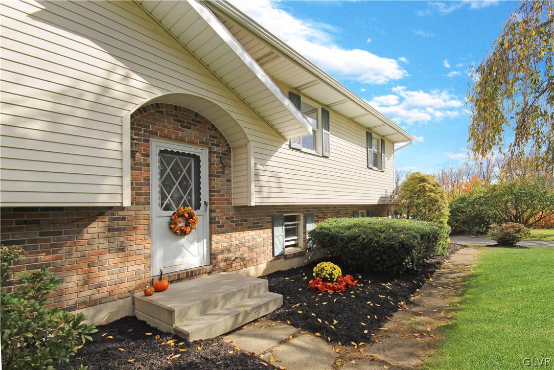 460 Mt Pleasant Road Bangor, PA 18013 - Photo 2 of 30 Gallery Image 2