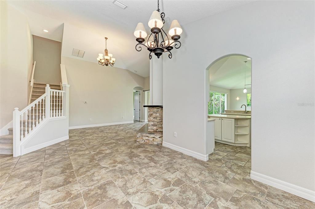 337 Snapdragon Loop Bradenton, FL 34212 - Photo 13 of 78