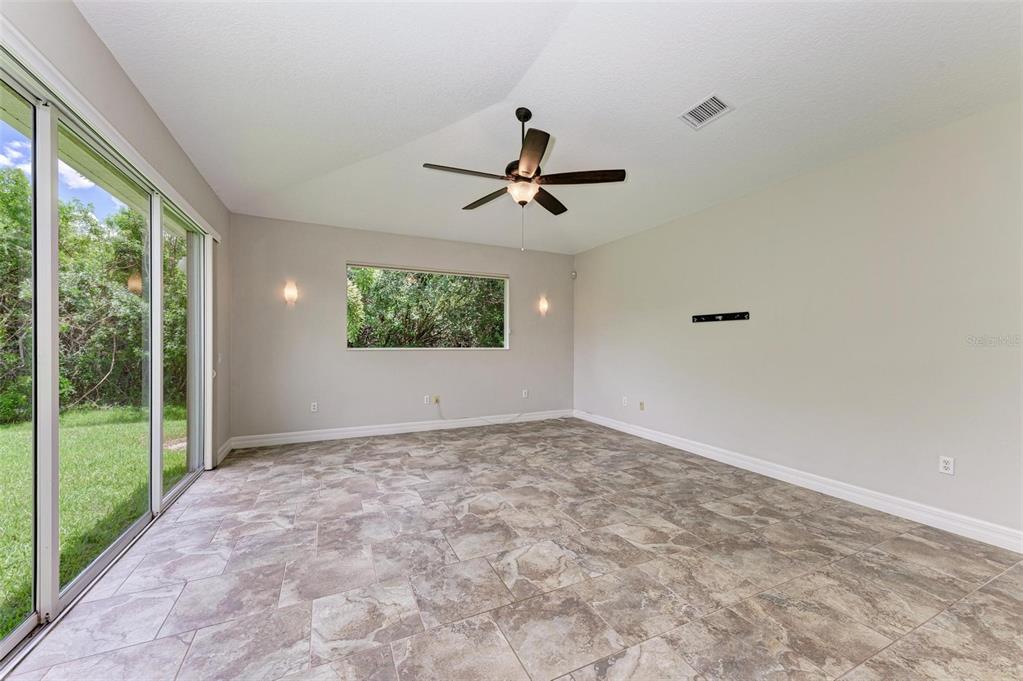 337 Snapdragon Loop Bradenton, FL 34212 - Photo 25 of 78