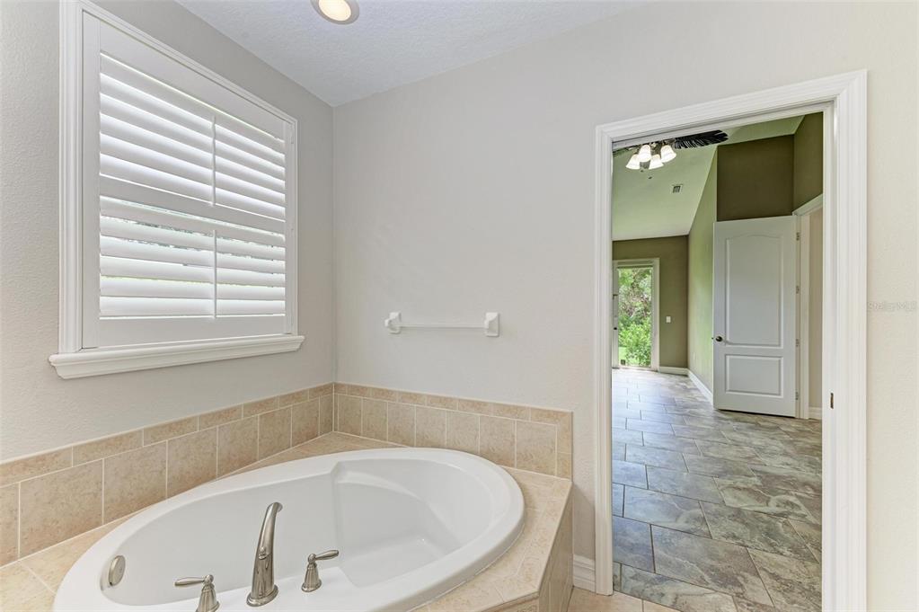 337 Snapdragon Loop Bradenton, FL 34212 - Photo 34 of 78