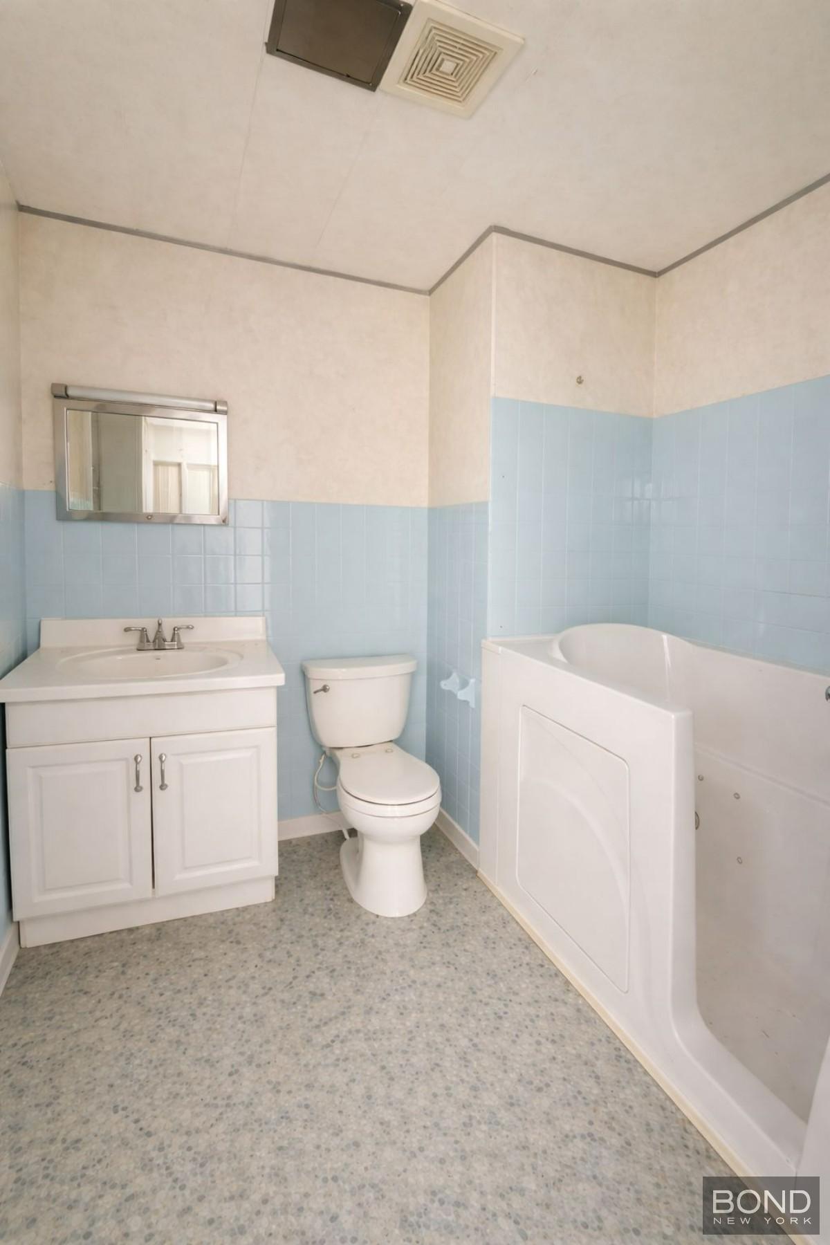 655 Maple Street Brooklyn, NY 11203 - Photo 2 of 4 Photo 2