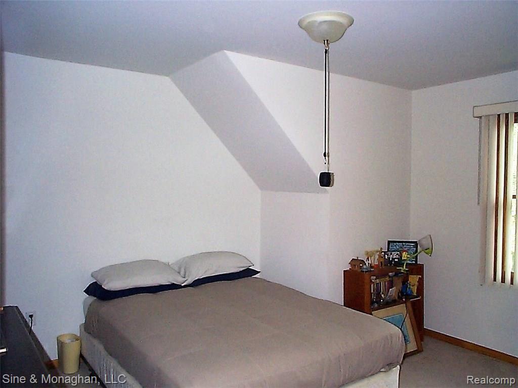 339 Cox Road St. Clair, MI 48079 - Photo 14 of 53 14 BEDROOM 2 339 COX.JPG