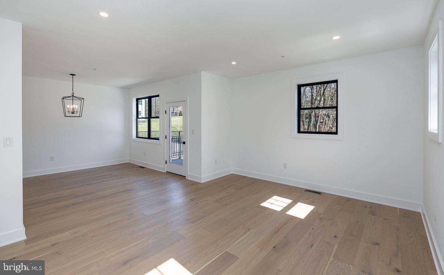 981 Henry Avenue Wayne, PA 19087 - Photo 25 of 32 Bright and airy open space awaits.