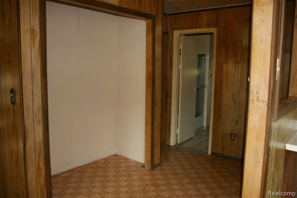 12189 Day Road Dundee, MI 48131 - Photo 16 of 19 IMG_3899.JPG