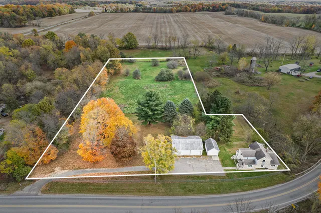 $249,900 | 13185 Banfield Road, Battle Creek, MI 49017