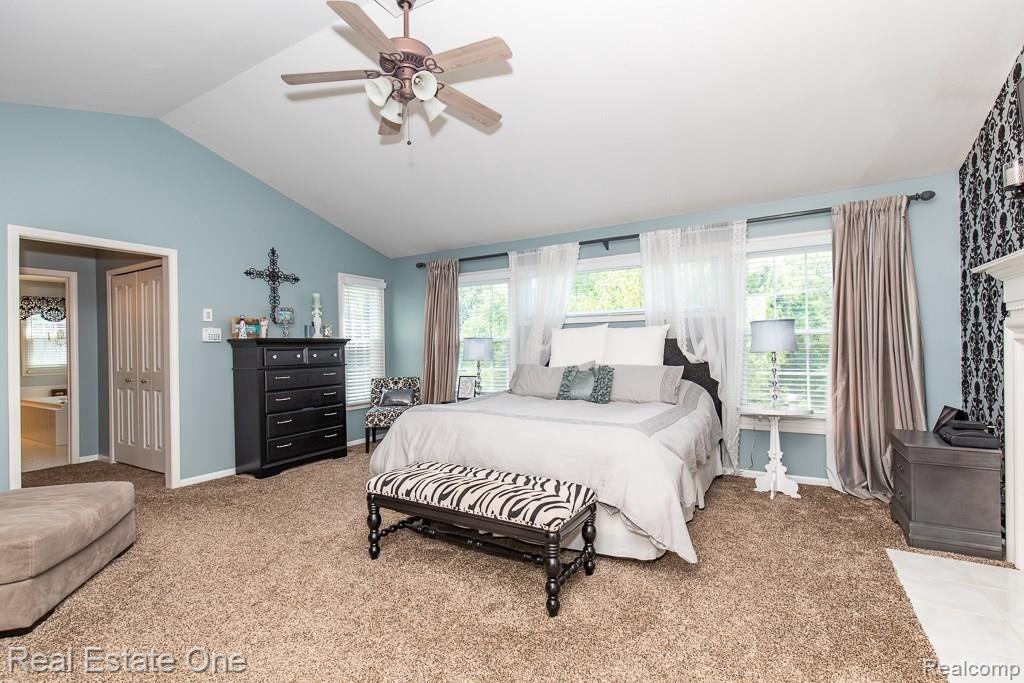 4220 Holly Lane Rochester, MI 48306 - Photo 14 of 33 Holly Lane MLS-W034.jpg