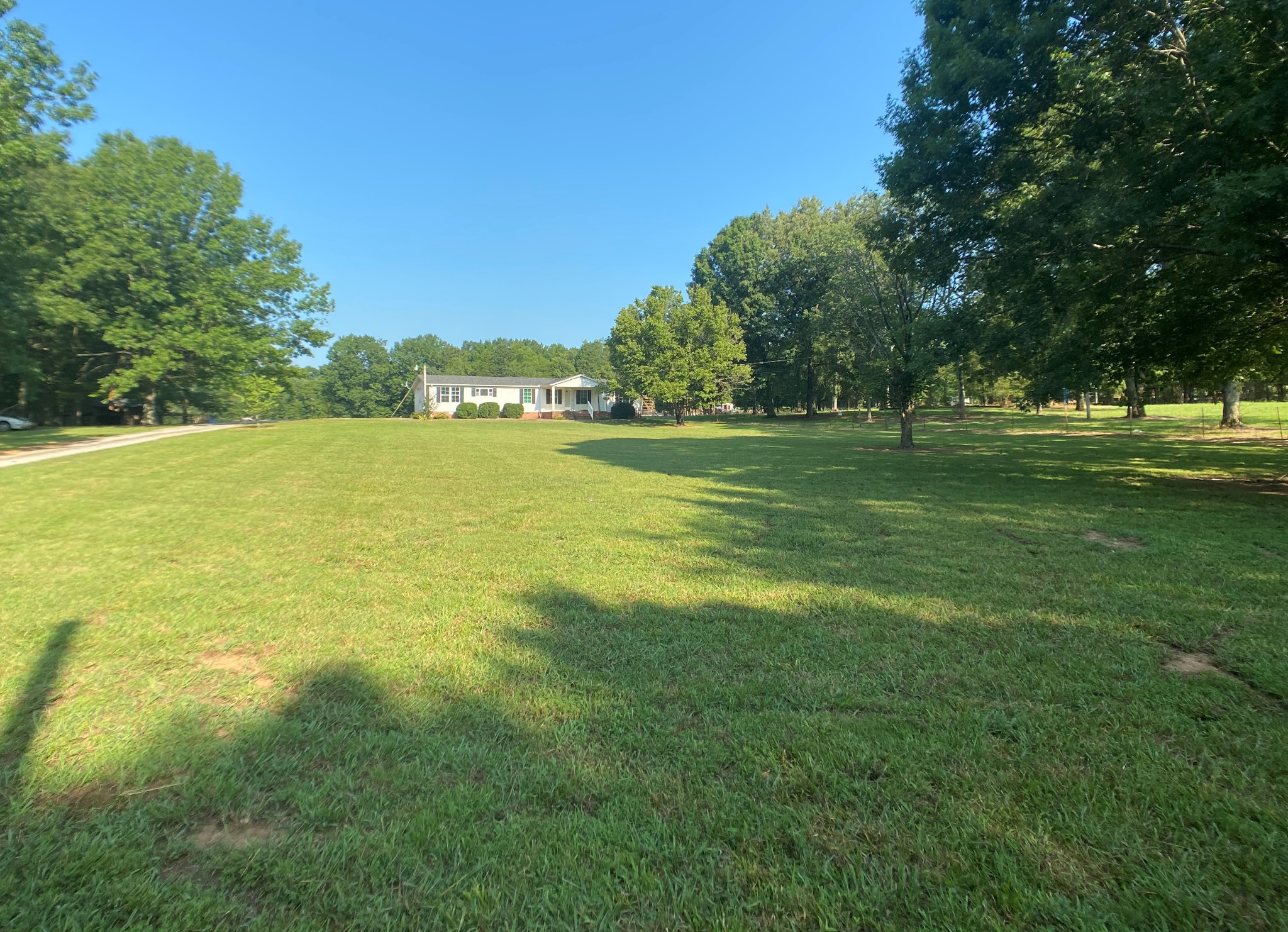 1470 Hamilton Chambers Road Lebanon, TN 37087 - Photo 3 of 8 a big yard with lots of green space
